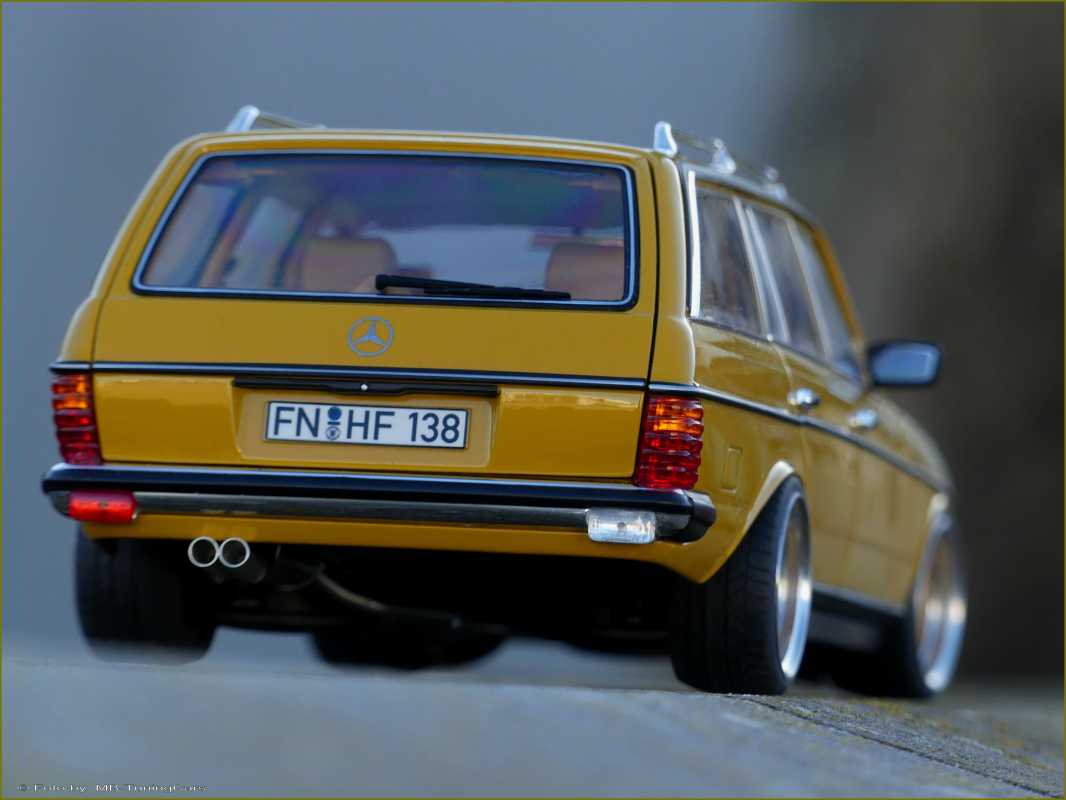 1:18 Mercedes-Benz 200 Kombi S123 123 T-Modell 1982